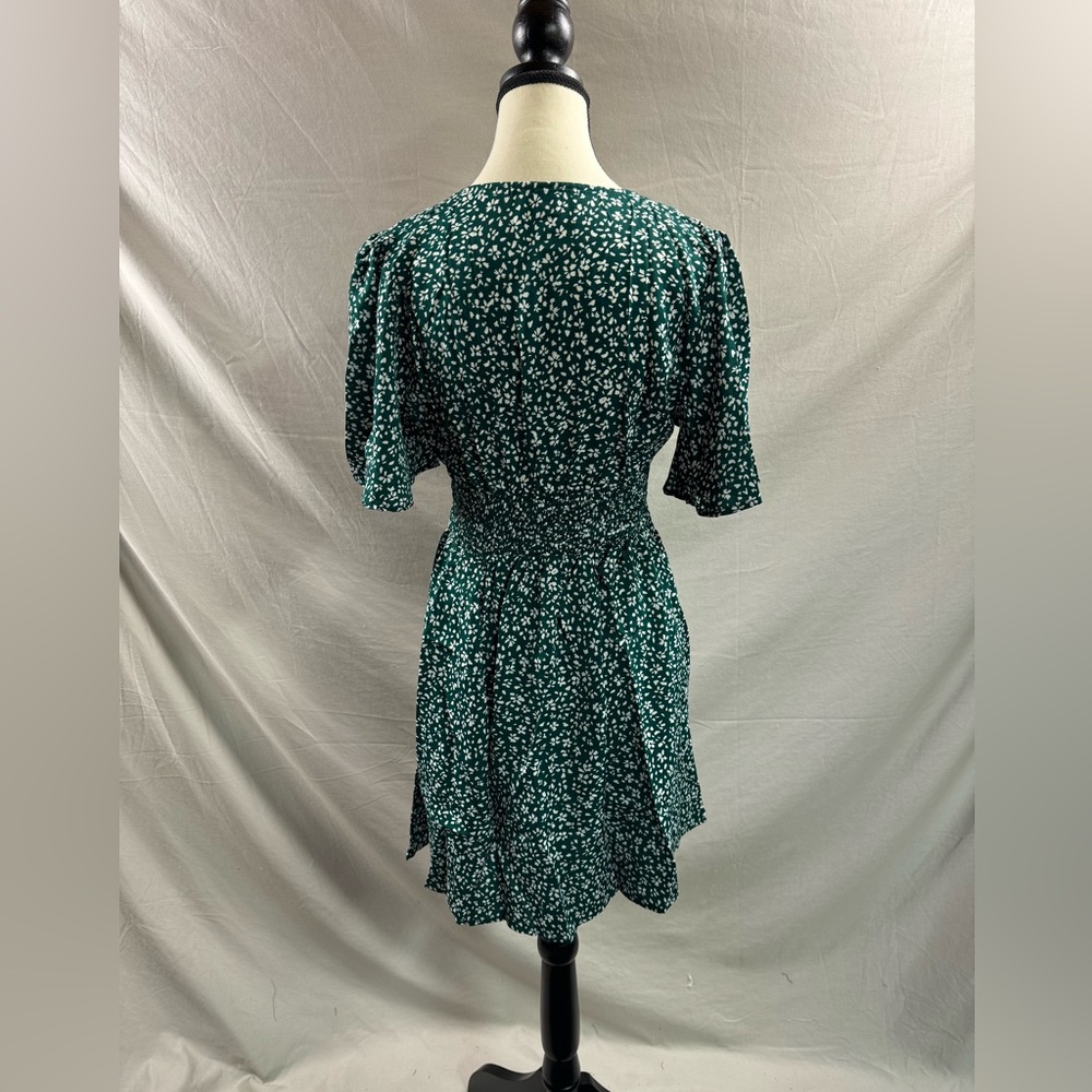 Green Floral Printed Ruffle Short Sleeve Dress - Picture 8 of 9